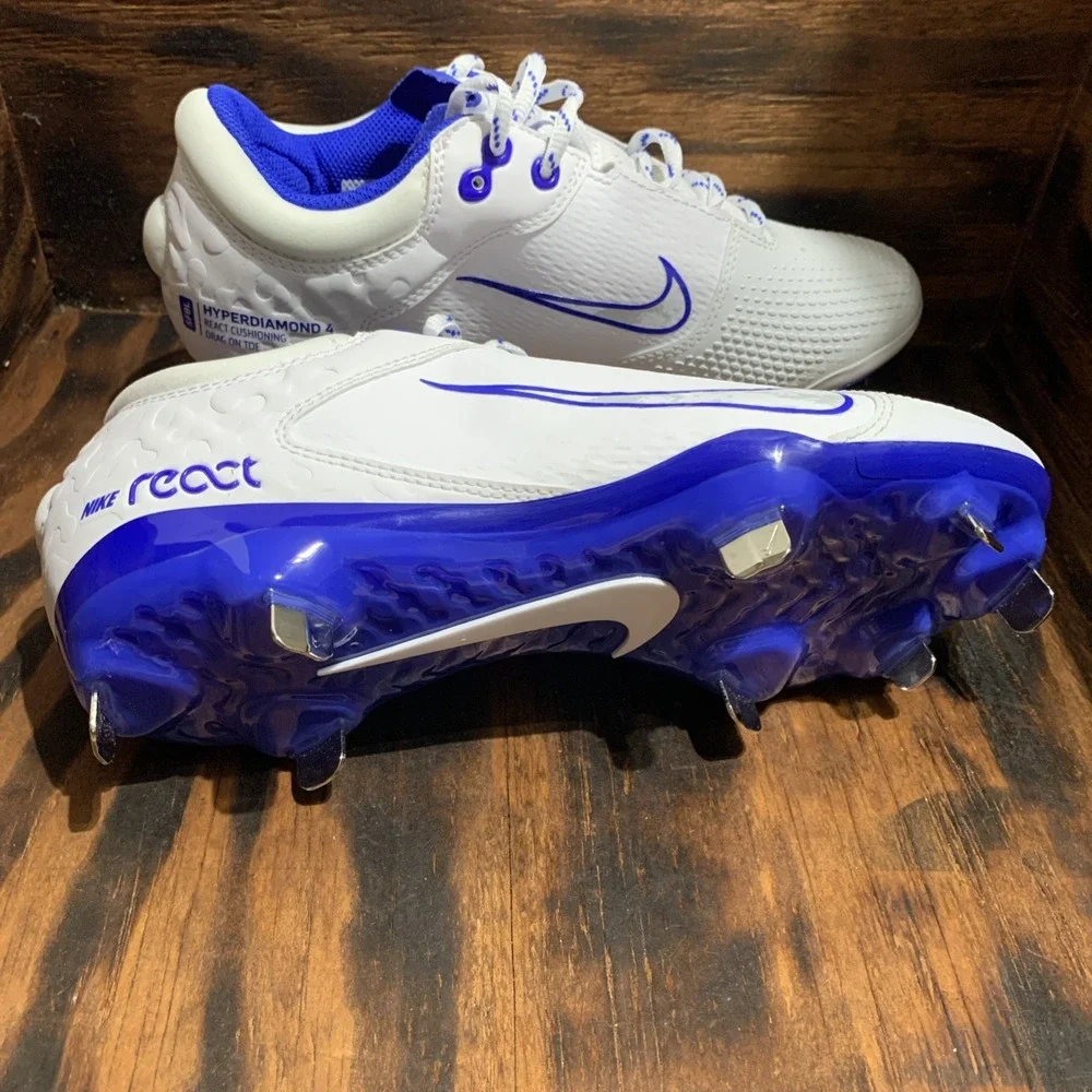 Nike Hyperdiamond 4 Elite White Softball‎ Cleats Women's Size 7  FZ0923-101 New